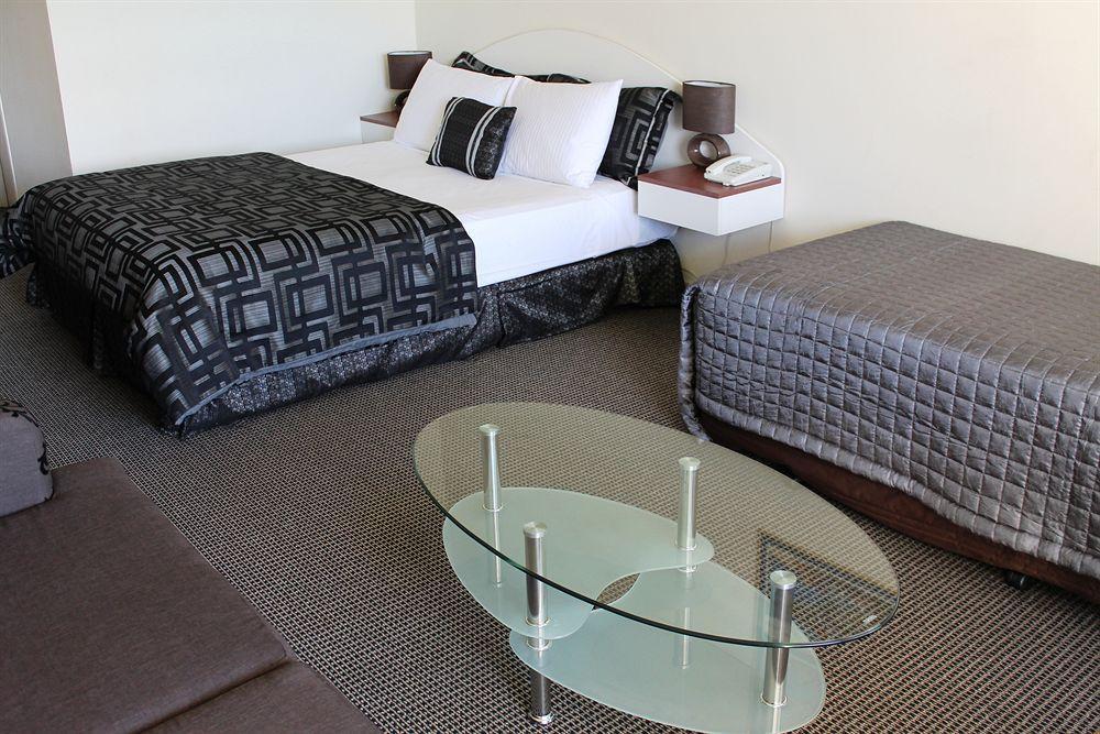 Auckland Airport Pacific Inn Екстериор снимка
